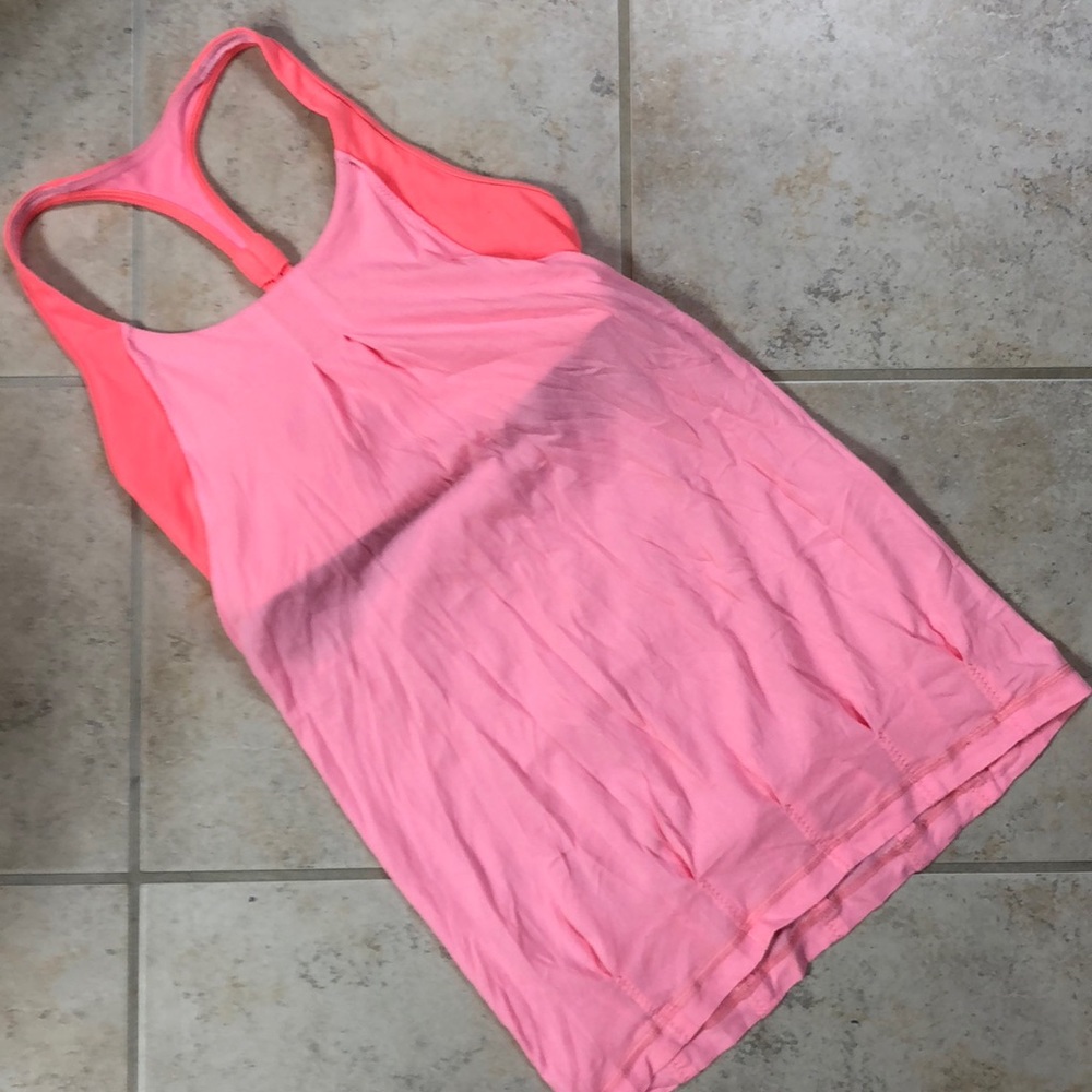Lululemon bratop tank